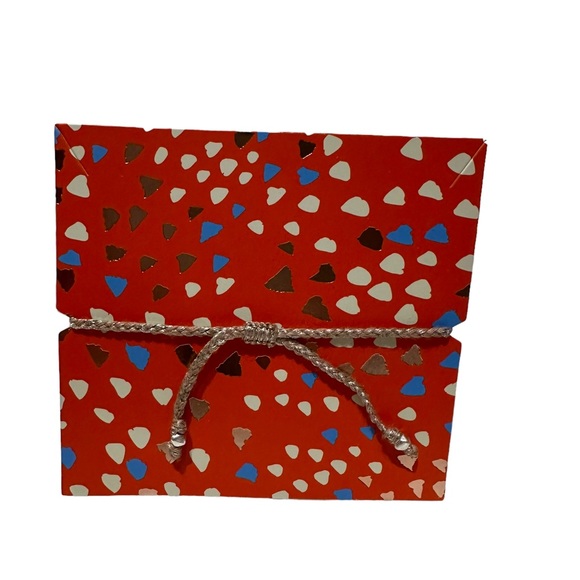 Stella and dot braided silver bracelet with lips charm, in original packaging. - Picture 5 of 8